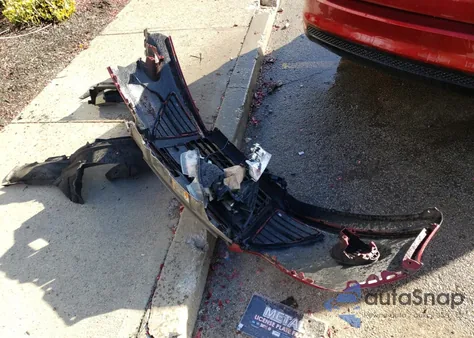 2014 Ford Focus Se из США, поврежденный, VIN 1FADP3F23EL275669